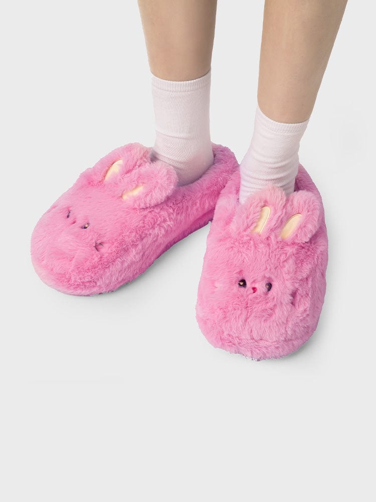 NEWJEANS LIVIING PINK bunini PLUSH HOUSE SLIPPERS (PINK)
